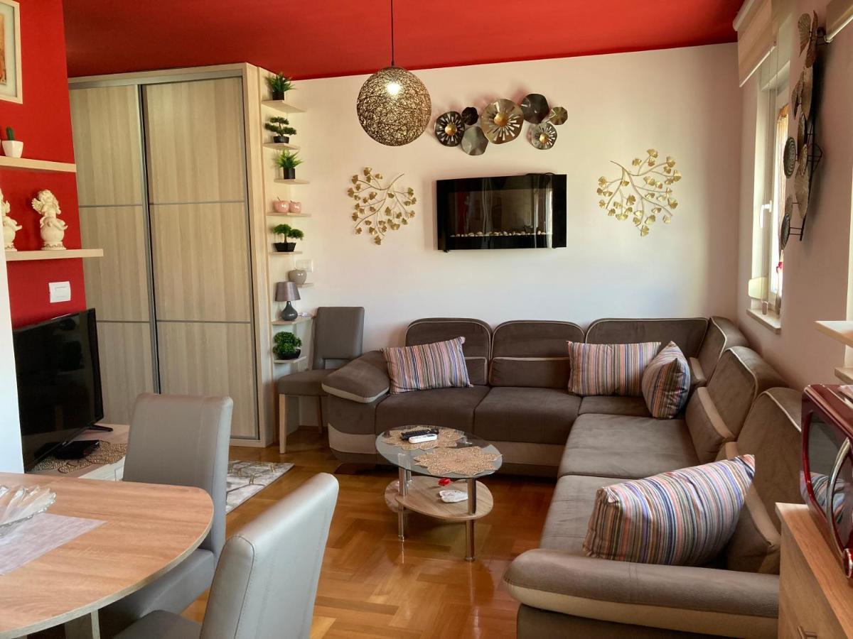 Apartment Capriati With Parking Garage أوماغ المظهر الخارجي الصورة